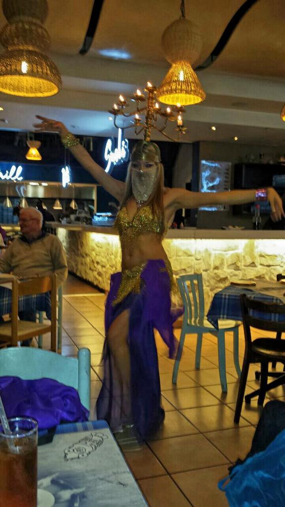 TarrynRego's tweet photo. #shamadan at Greek Eve at @TheOceanBasket @theBWC last Sat #BellyDancing #Opa #joburg #DanceLife #DanceInSA http://t.co/jr2pdfQcAy