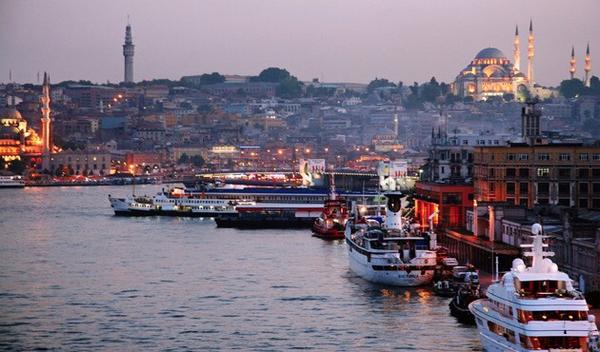 BenyHichem's tweet photo. @fouedb213 regarde moi ça !! *.* #istanbul ! http://t.co/jDDjX3x6Aj