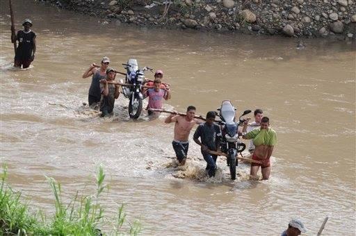 Frontera - problema migratorio en Venezuela - Página 16 BvWrtRTIEAARGuc