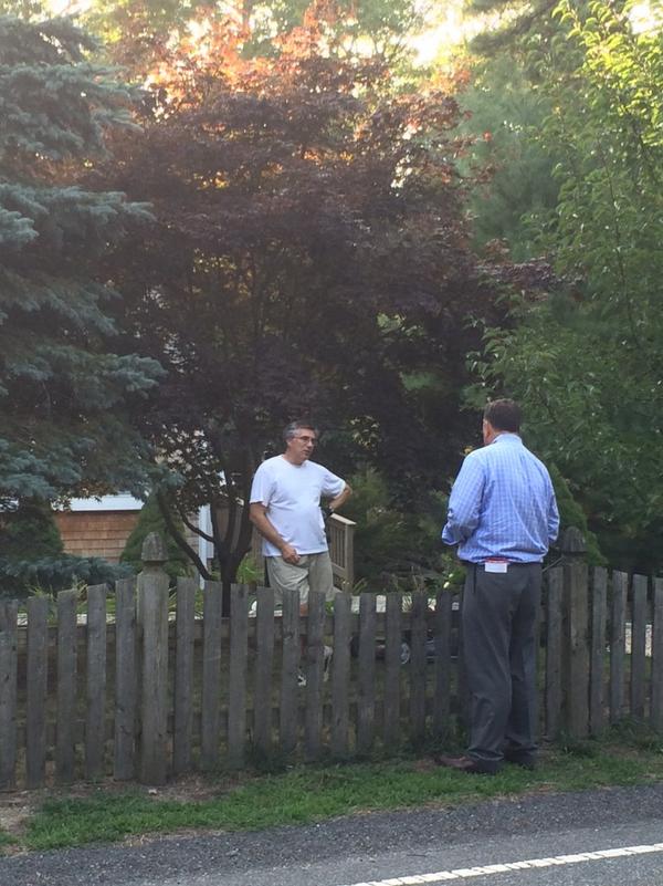 johnchapman2014's tweet image. Was in good company staking signs and knocking doors in Centerville today @AdamforStateRep @SOS2day #mapoli #ma09