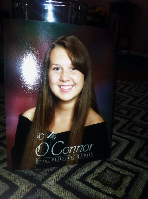 Kimberly_Huntt's tweet image. WOO SENIOR PICS #Tellmeimpretty
