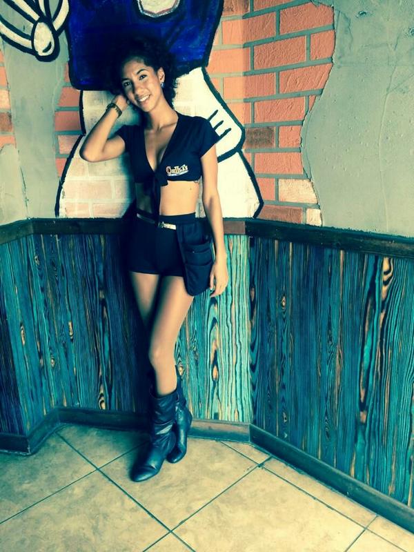 dioraemun's tweet photo. #comeseeme #chulaz htx 45n &amp; richey.. here till 1am http://t.co/p9N8xtymAO