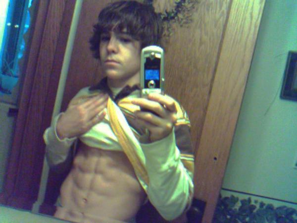 natj7's tweet image. To all girls from MME &amp;amp; MMW throwing out a HUGE #tbt with this one... #chris or #kayce? We may never know.