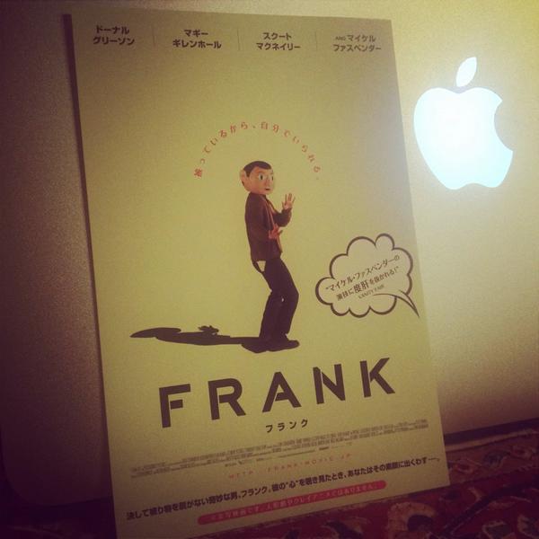 カワイイ（≧∇≦）フランク大好き！ RT @FrankMovieJP: ポストカードもできました〜♪ Appleマークが眩しそうw 
via #Tweet4China