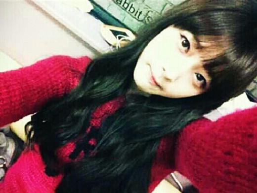 329sulli_bot's tweet photo. みなさ～ん、ソルリです！皆さんが考えるSMTOWNファミリーの姿を自由に表現してください～映画での皆さんの姿を楽しみにしています！(2011/12/21)
https://t.co/isR0OSc8g3
