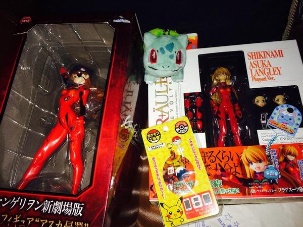 jeffmozeyphoto's tweet image. @Haleyb223 got me this stuff from Japan. she wins the best girlfriend award #pokemon #evangelion #mydoe #kitty