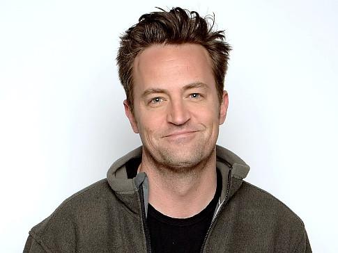 Happy Birthday, Matthew Perry! Does your hair always look so funny?;))  