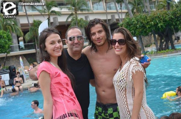 <a href="/romanneofreak/">Roman Guzman</a> en el <a href="/SurfOpenAca/">Surf Open Acapulco</a> <a href="/NeofreakOficial/">Neofreak</a> #dondeirenaca