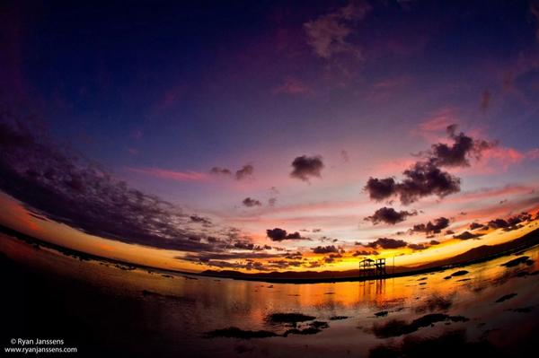 RyanJanssens's tweet photo. Just another awesome view in #paradise #sumbawa #sunset #bali #indo #baliholiday #photography #canon #beautiful http://t.co/rhuhI0mJpr