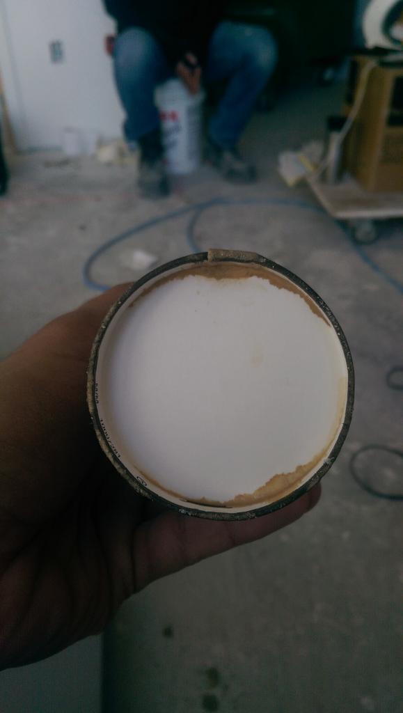 Gatz86's tweet photo. Defective dark roast cups. Leaking from the bottom http://t.co/FY1AzmN9qo