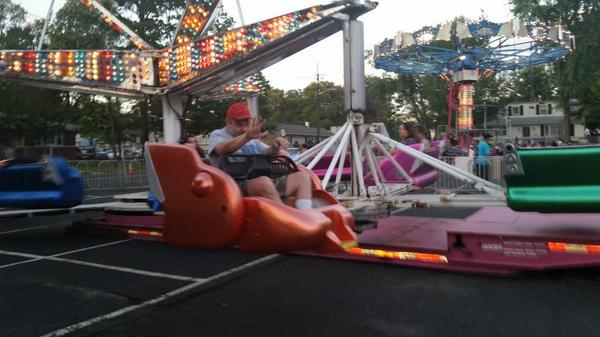 Idobsession's tweet photo. Fun at St Teresa's carnival last night# thrill seeker http://t.co/roHFmVB1we
