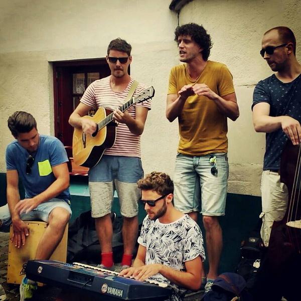 Wij twitteren niet veel, dus mocht je deze video gemist hebben: Pluto34 on tour 2014! vimeo.com/103068395 - Xje