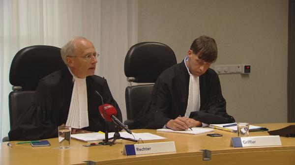 Rechter legt 'tbs-moeder' Marloes P. een stadsverbod op - bit.ly/1w4a2CP