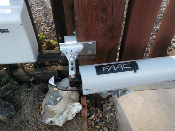 Automated gates look great and are time saving. Our latest install uses #faac operators bit.ly/1rRTQ15