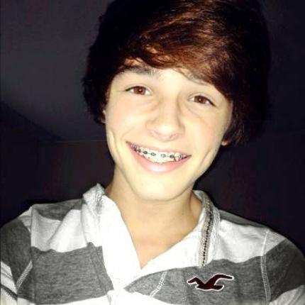 capulcu_overage's tweet image. Neyse ben dışarı çıkıyorum  :* görüşürüz prensesler :)&amp;lt;3