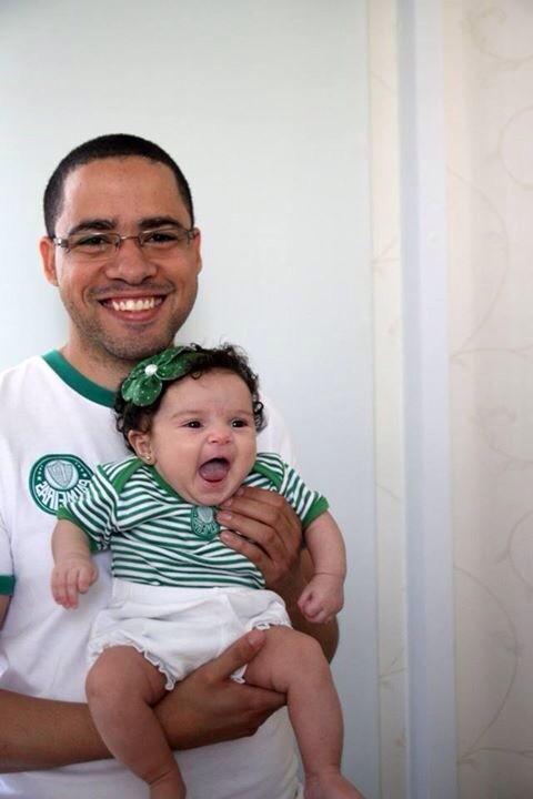@InfosPalmeiras eu e minha filha de 2 meses! Sabe tudo essa garotinha #100AnosDePalmeiras #Palmeiras100anos
