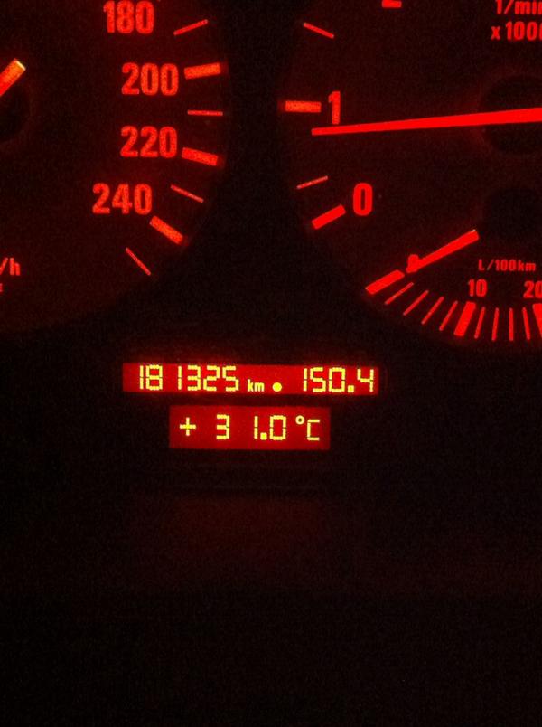 DavidMorlesin74's tweet photo. Esto es cierto? Son las 11 de la noche...no hay quien duerma http://t.co/Dqd4O89reB