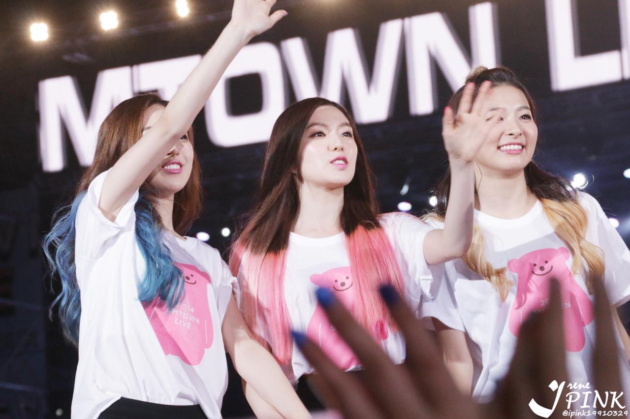 Cfile makefilearray. 3221-1109410. Микшерный пульт markus ls 82d. Посуда jacob wight. Contemporary ceramics.