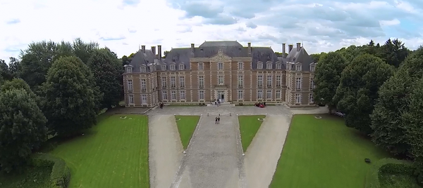 3 jours pour un mariage près de Beauvais! Petit #dronie ! #kwp #dji #drone #france #TeamKWP
goo.gl/09FFik