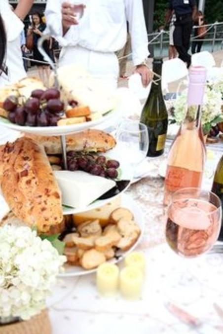 WSPhilly's tweet photo. So excited for @DEBphl Thursday!   Grab your last minute table pieces @WSPhilly - can't wait to see everyone http://t.co/XyOTvHH85J