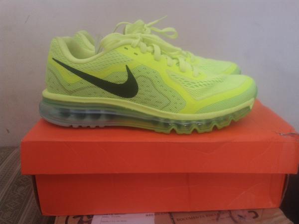 VRVstore's tweet image. yuk min buat lari cociks nih @IndoRunners WTS BNIB NIKE AIRMAX 2014 Size US 9.5 | 1.699K CP Cek Bio
