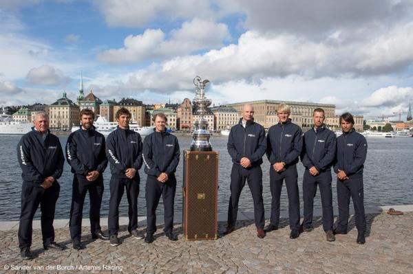 ArtemisRacing's tweet photo. Meet our sailing team. #AC35 #ArtemisLaunch || Photo: @SandervdBorch http://t.co/DyL8SkBv8T