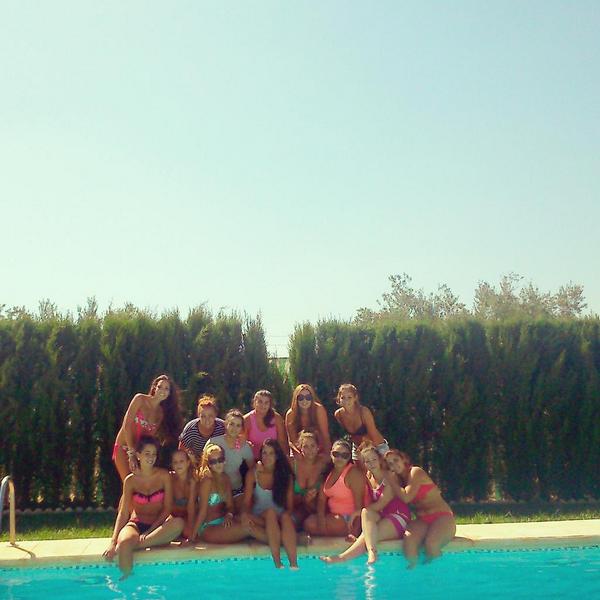 Lasyeyehs's tweet photo. Las chicas yeyehs vuelven 💃💃 (NO NOS OLVIDAMOS DE LAS QUE FALTAN OSQUEREMOS)❤❤❤❤❤❤❤❤❤❤ http://t.co/gWerUCucG5