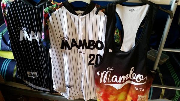 Loved coming home to these cheeky buggers from <a href="/SikSilk/">SIKSILK</a> this afternoon #lovethisstuff #another1toaddtotherest