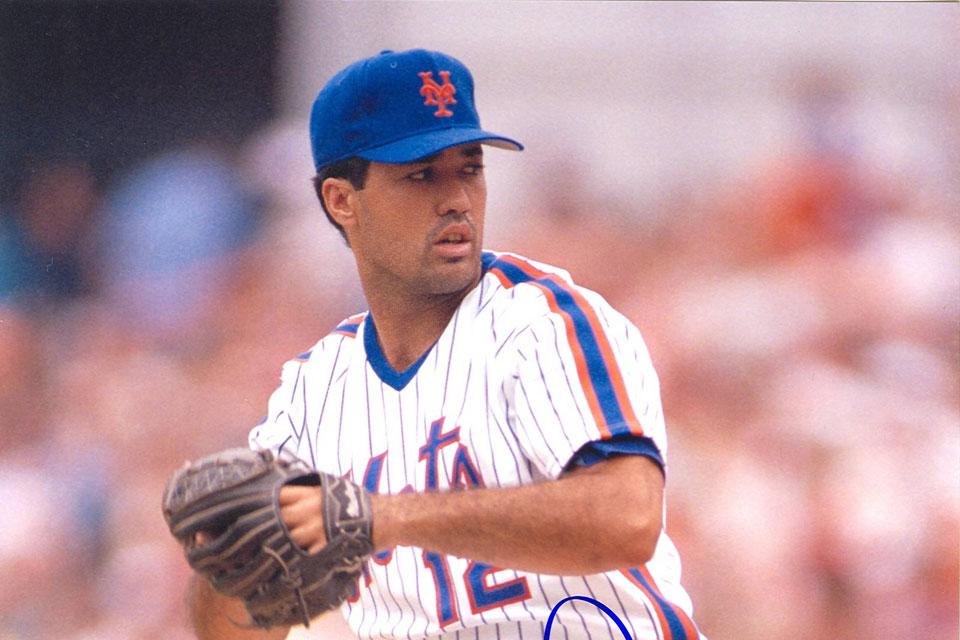 Happy Birthday Ron Darling! Darling turns 54 today. 