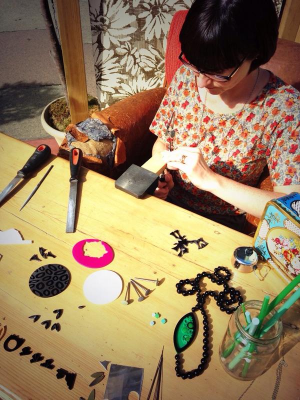 craftscotland's tweet photo. Today's #csmeetyourmaker @aubeebop is demonstrating saw piercing
in the living room on George Street #cssummershow http://t.co/6FsfPsZSdh