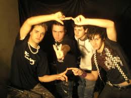 BlackoutR6's tweet photo. Foto depois de gravar vídeo da banda!!! http://t.co/FwwuSYh00a