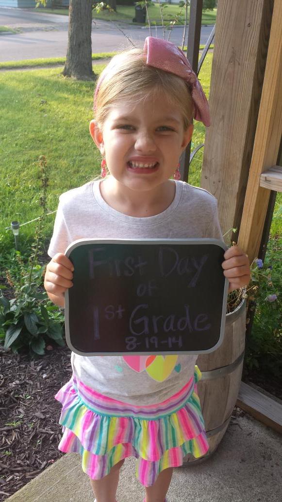 mel636's tweet photo. @AveryGators1 1st grade with Mrs. Kuney!  #HCSD1 http://t.co/J911g1LVR6