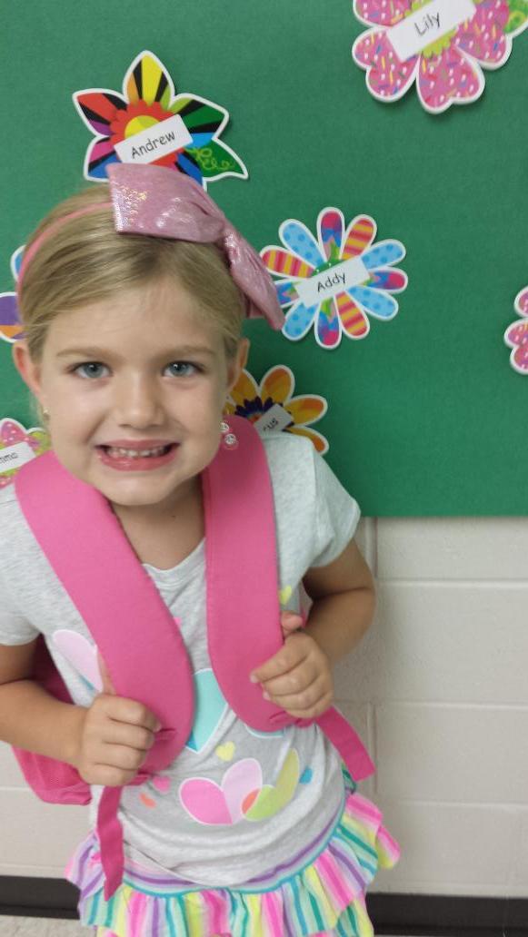 mel636's tweet photo. @AveryGators1 1st grade with Mrs. Kuney!  #HCSD1 http://t.co/J911g1LVR6