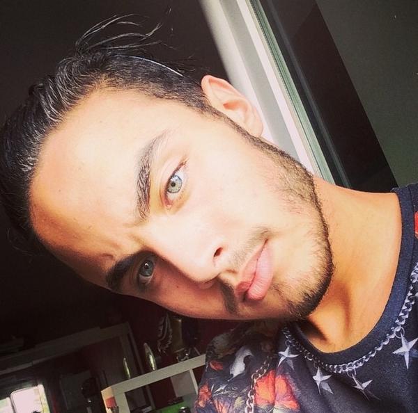 Rimkaares's tweet photo. Chui manequin pour la marque turfu mdrrrr ✌️👌❤️ http://t.co/NovKQtAGlo
