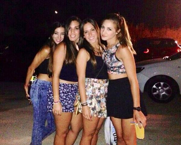 crisBJ13's tweet photo. "@EsterAldave: Donde este el atos esta la fiesta 😌 @almudenalc @SaraLopezbe" doy fe http://t.co/q6s2jVg0Lt