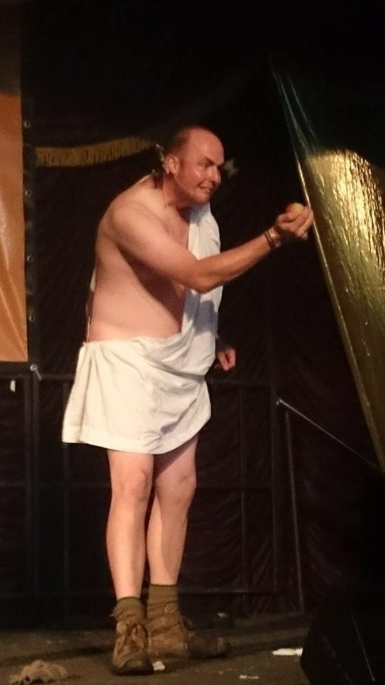 HollySamEdwards's tweet photo. I don't think I've ever been more attracted to a man... @tomosp! @GreenManFest @Pappystweet http://t.co/D31u1AYqdk