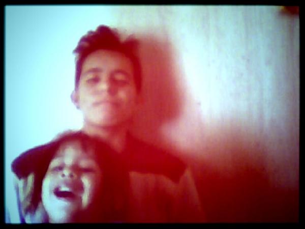 Monito_acosta's tweet image. #SHEandI #phototime #perfectsister #Iloveyoudwarf &amp;lt;3