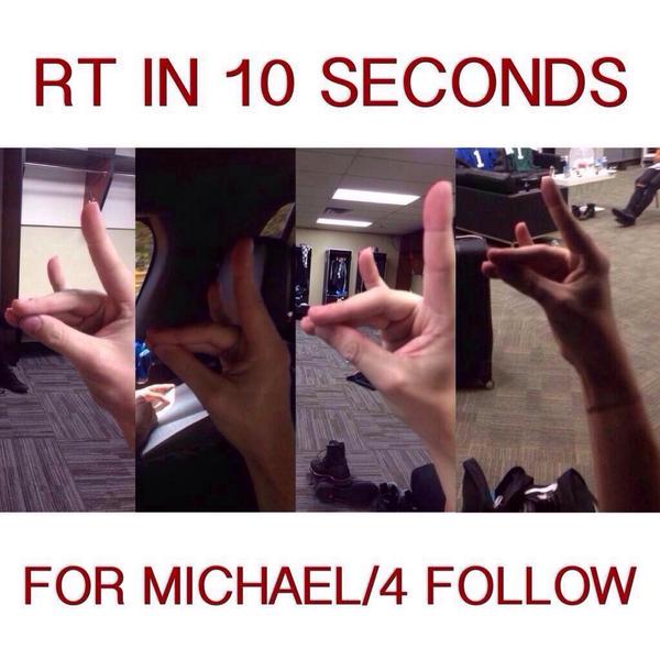 mgcftzjm_'s tweet image. IM SORRY. #vote5sos #michaelcantknow