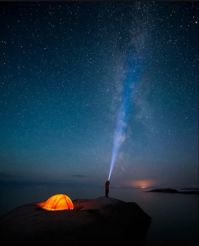 NOCHE DE ESTRELLAS.... - Página 16 BvbEPicIYAASbhh