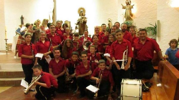 BandaMijas's tweet photo. Aquí os dejamos algunas fotos de la procesión del Carmen en La Cala de #Mijas http://t.co/FF2jcggM7J