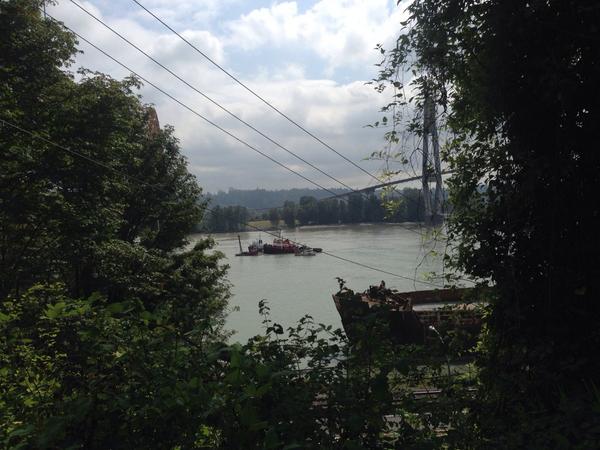 cbczimmerman's tweet photo. Fire out... It appears all passengers were taken off safely#cbc http://t.co/FPmVOfQKxX