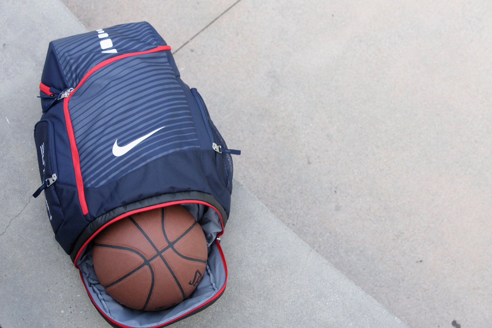Nike elite backpack finish line deals