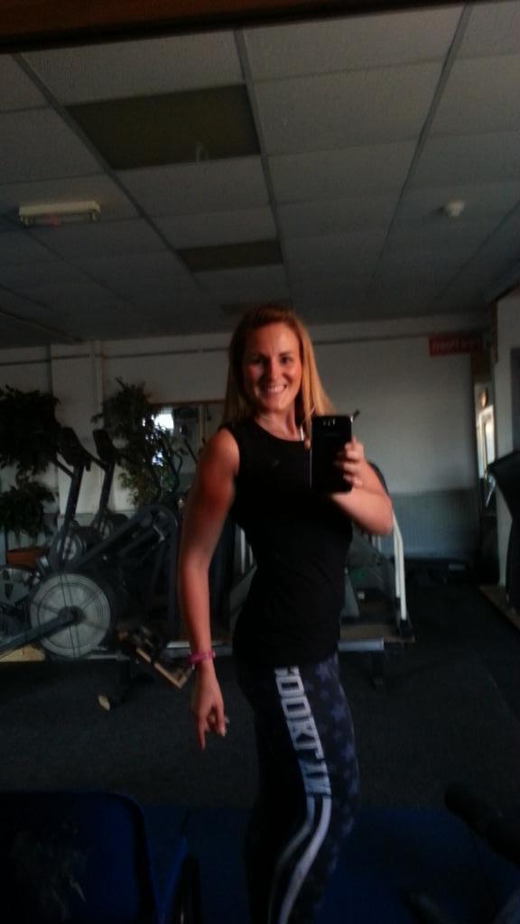Carly_Georgie's tweet photo. Shoulders arms and cardio smashed no rest for the determined #teamPPS #ppspump @PPSNutrition #chicksthatlift http://t.co/R7L1ROaaKW