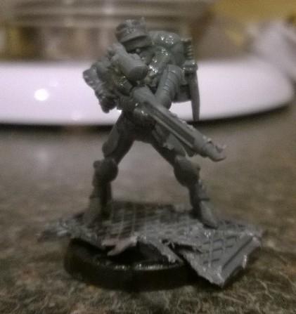 TabletopP's tweet image. Got the bits, here's my awesome-looking vindicare!