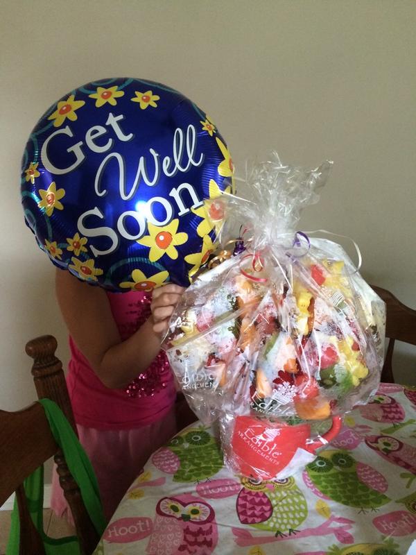 StaceytAPS's tweet photo. I love my office sending me well wishes while I mend that I can eat! #myjobsmorefun #zoneonerocks http://t.co/3IbJvQzR80