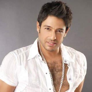 # يلعب الأن ماقدرش انساك من محمد حماقي على أنغامي play.anghami.com/song/118094