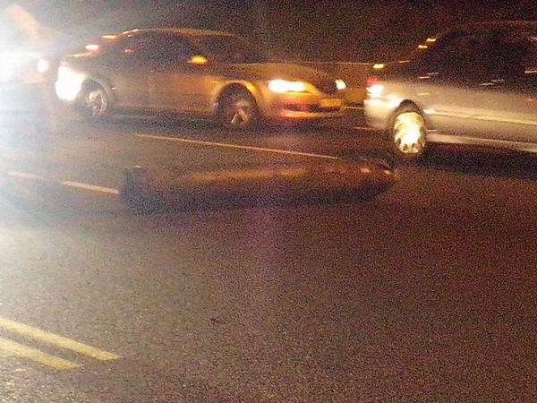 IsraelHatzolah's tweet photo. DRAMATIC PHOTO: Long Range rocket fired from Gaza, shrapnel landed in Tel Aviv, no injuries. http://t.co/E2dJ6vhJVA