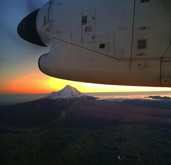 HandBaggageOnly's tweet image. Great shot! RT @FlyAirNZ: Oh, hello Mt Taranaki! Fantastic #AirNZShareMe pic captured by Matt B!