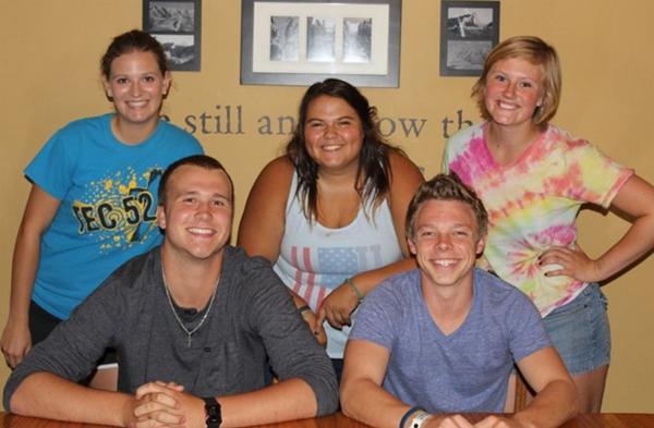 DaCrew64442's tweet photo. We out, good luck to all as we move into bigger and better things!  #CrewOut http://t.co/0ynOywvQc0