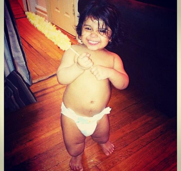 SheLikesMe_'s tweet photo. Hyper baby 🌽 #Jeniah http://t.co/820EVFlyjb